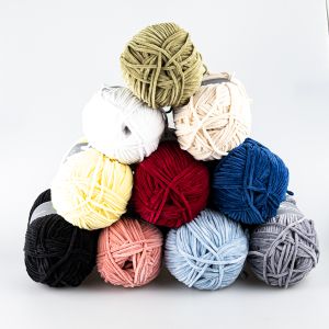 Yarn Durable Velvet 100g / Different tones