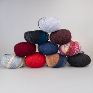 Yarn Merino Extrafine 285 Extrafine 50 g / Different shades